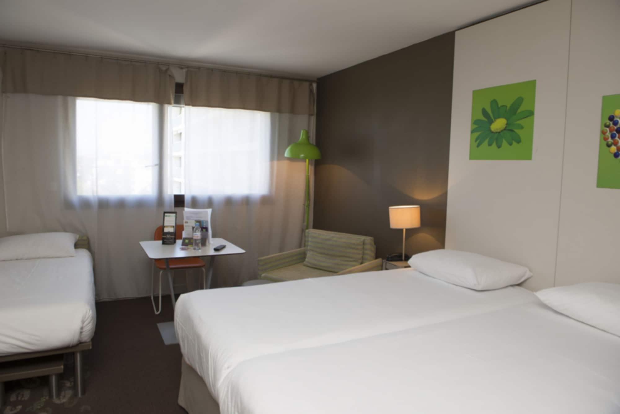 Hotel Ibis Styles Annemasse Genève Ambilly Exterior foto
